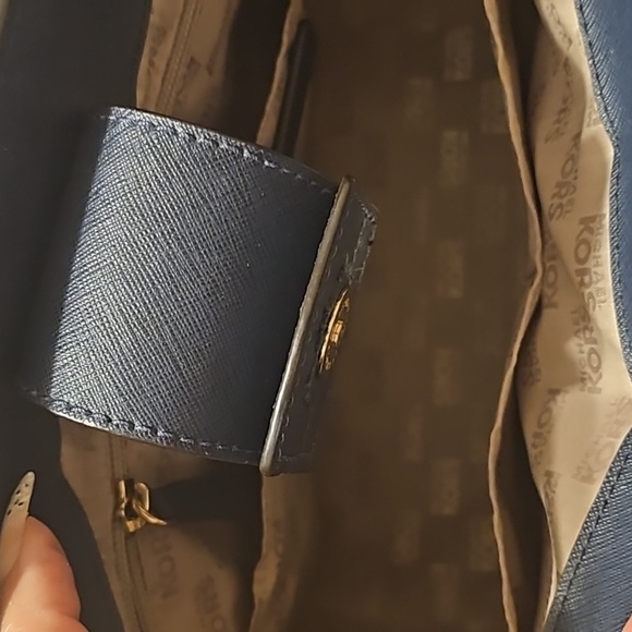 💥💥💥Michael Kors 💥💥💥 - Picture 7 of 9